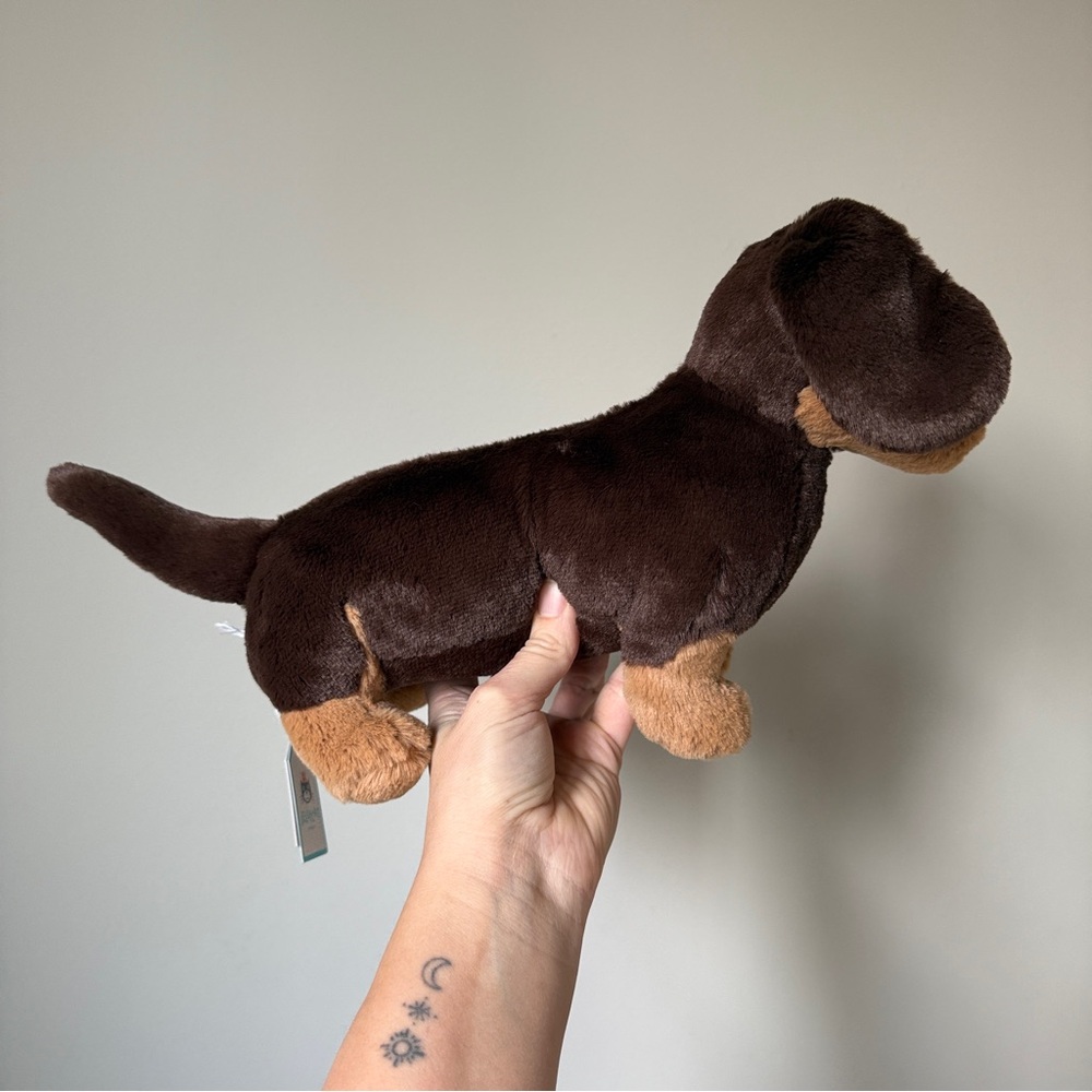 AUTHENTIC Jellycat Otto Sausage Dog Dachshund - NWT - medium FAST SHIPPING! - Picture 2 of 6